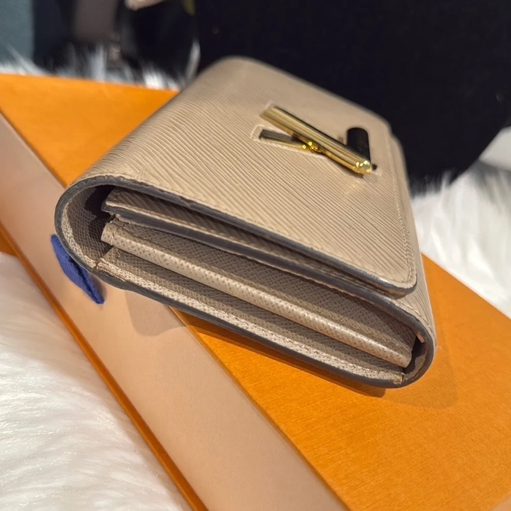Louis Vuitton Beige Epi Leather Wallet with Gold LV Logo